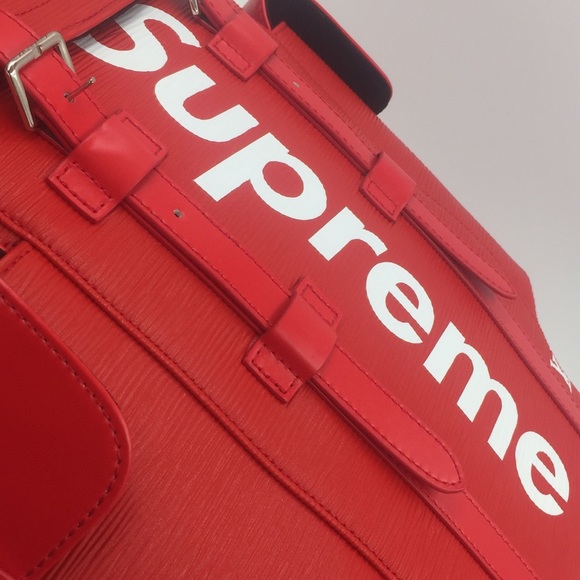 Louis Vuitton X Supreme Backpack - Picture 3 of 8